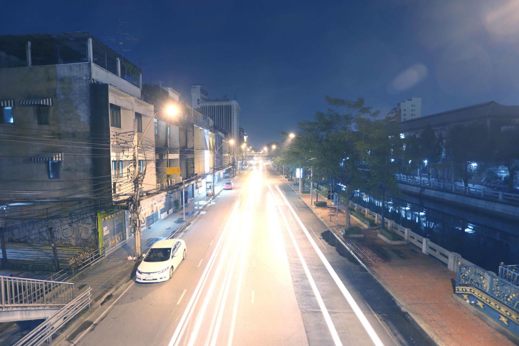 Blue Jasmine Hostel กรุงเทพมหานคร ภายนอก รูปภาพ