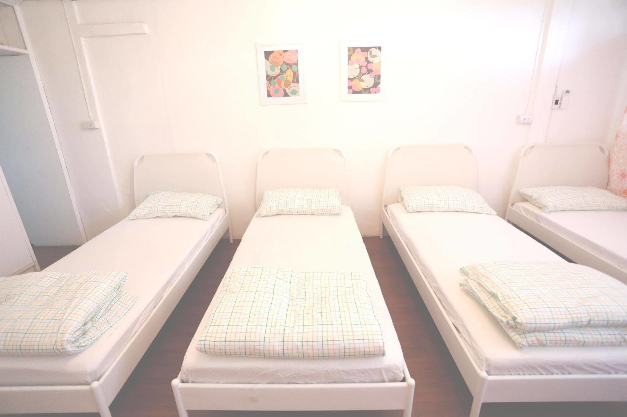 Blue Jasmine Hostel กรุงเทพมหานคร ภายนอก รูปภาพ