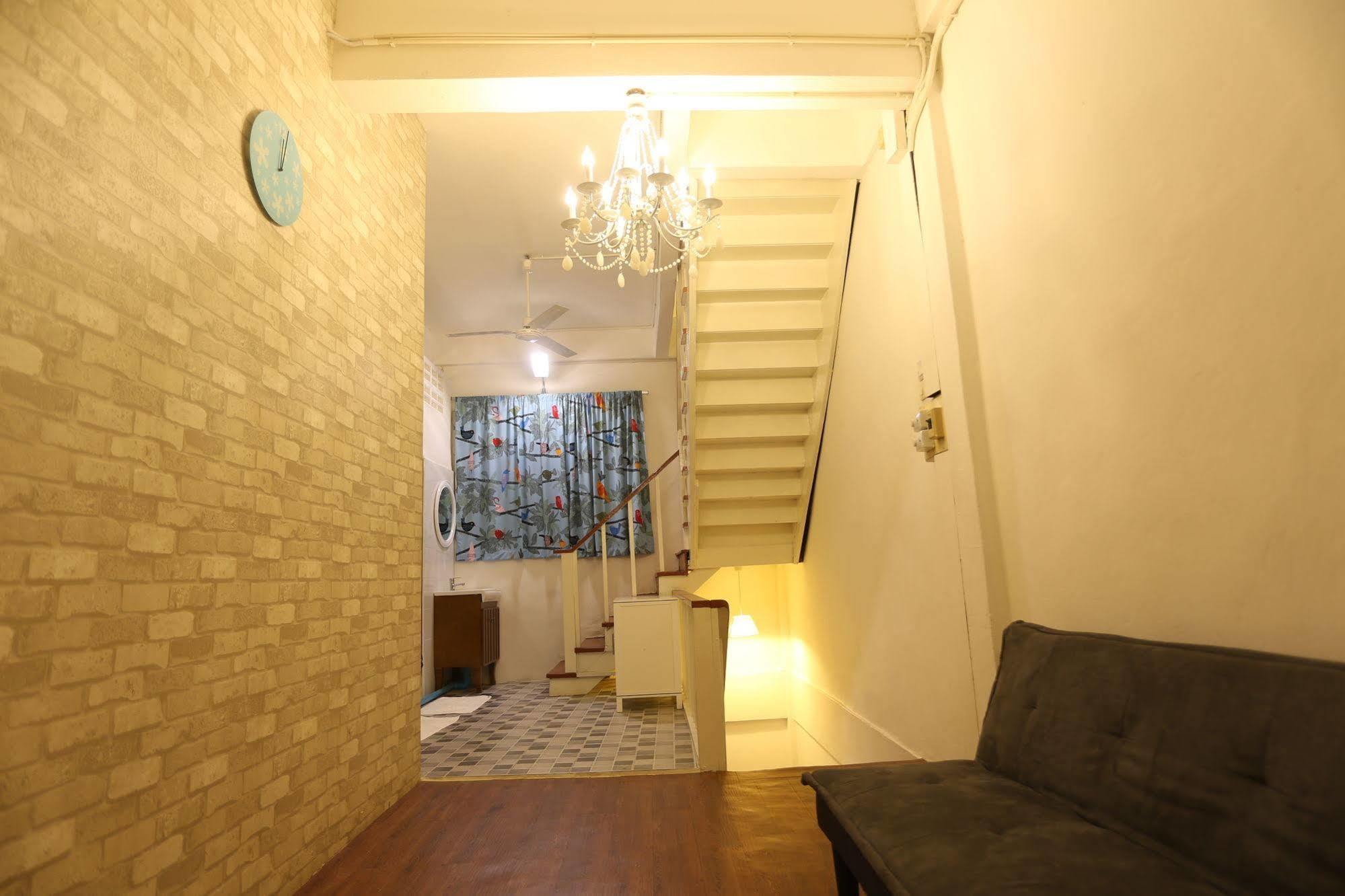 Blue Jasmine Hostel กรุงเทพมหานคร ภายนอก รูปภาพ