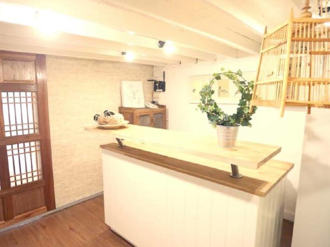 Blue Jasmine Hostel กรุงเทพมหานคร ภายนอก รูปภาพ